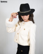 Manteau court raffiné aux boutons dorés – Image 4