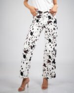 Pantalon imprimé vache – Coupe droite tendance – Image 3