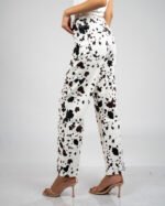 Pantalon imprimé vache – Coupe droite tendance – Image 4