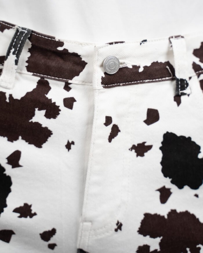 Pantalon imprimé vache – Coupe droite tendance – Image 7