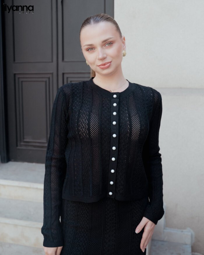 Ensemble Black Grace — Maille ajourée & boutons nacrés – Image 1