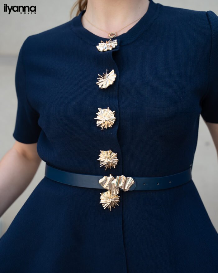 Ensemble Bleu Nuit — Boutons dorés & coupe structurée – Image 2